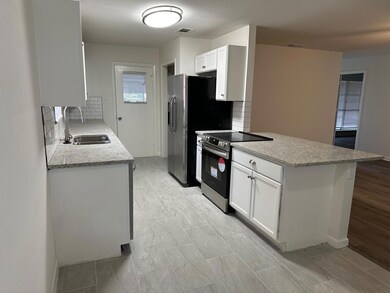 1308 Crestview Dr, Denison, TX 75020 - photo 3