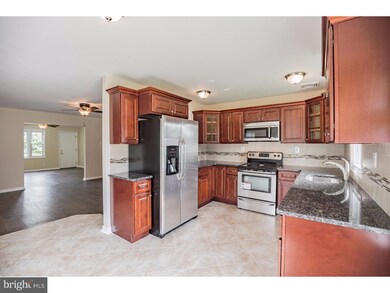 59 Princeton Ln, Willingboro, NJ 08046 - photo 2