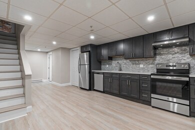 142 S Walnut St unit 3, Quincy, MA 02169 - photo 2