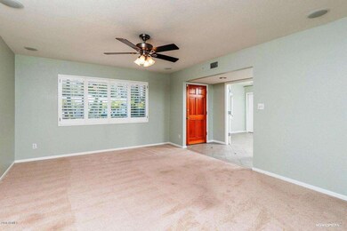 familyroom2