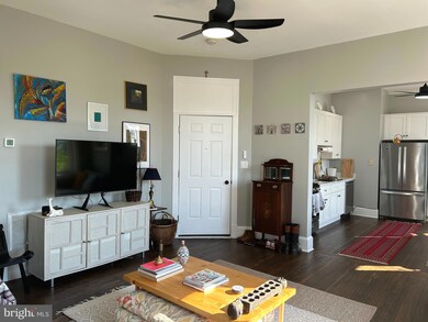 1829 Eutaw Place unit D, Baltimore, MD 21217 - photo 3