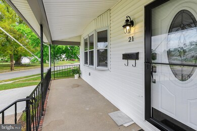 21 Sycamore Dr, Burlington, NJ 08016 - photo 5