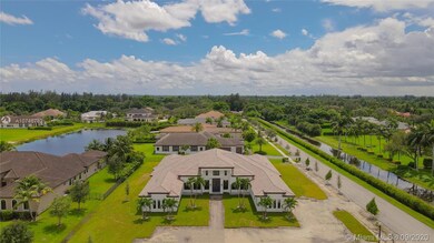 10550 N Camelot Cir, Davie, FL 33328 - photo 3