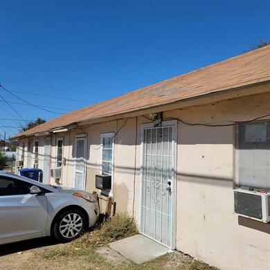 2201 Mcdonell Ave unit 108 W Gustavus, Laredo, TX 78040 - photo 7