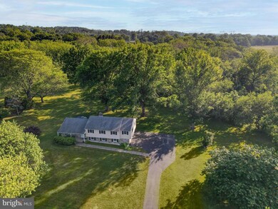 2938 Hickory Hill Rd, Norristown, PA 19403 - photo 4