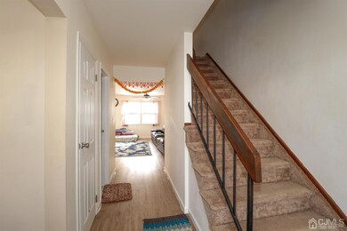 47 Highview Dr, Woodbridge, NJ 07095 - photo 5