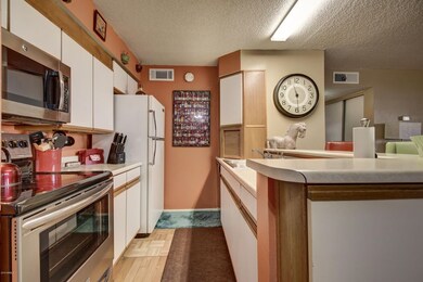 8055 E Thomas Rd-22