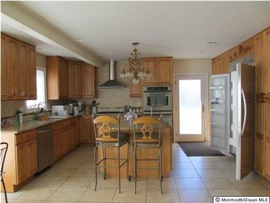 47 Dwight Dr, Ocean, NJ 07712 - photo 3