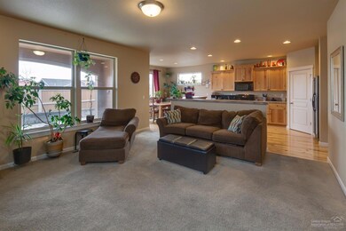 61240 Dayspring Dr, Bend, OR 97702 - photo 7