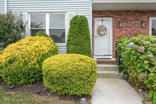 63 Brookview Front1