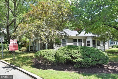 12700 Millstream Dr, Bowie, MD 20715 - photo 3