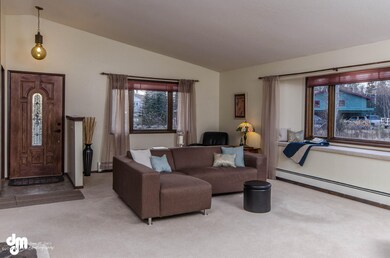 2705 E Fallbrooks Ave Wasilla-large-004-