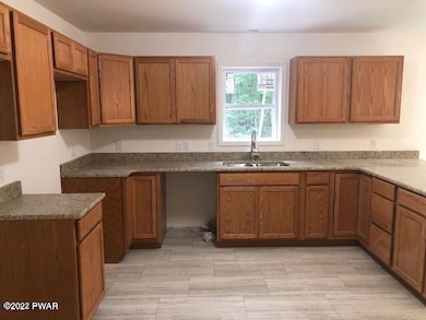 105 Aspen Dr, Milford, PA 18337 - photo 5