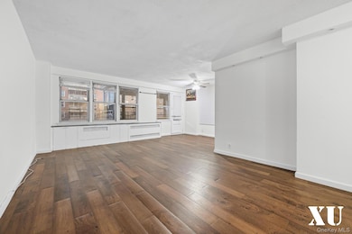 Carlyle Skyline Towers unit 2B, Flushing, NY 11355 - photo 3