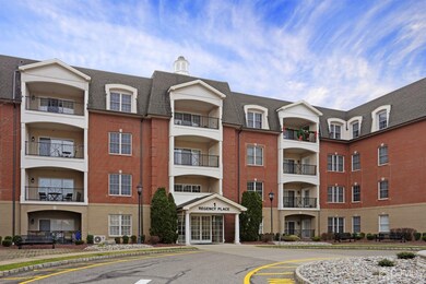 402 Regency Place unit 402, Woodbridge, NJ 07095 - photo 3