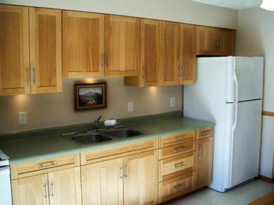 2641 W 56th St, Davenport, IA 52806 - photo 4