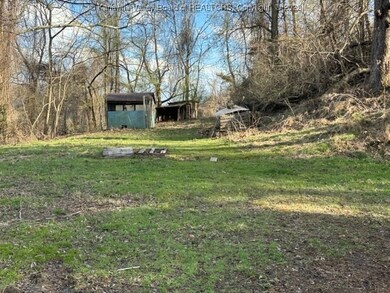 178 Starlight Rd, Alum Creek, WV 25003 - photo 5