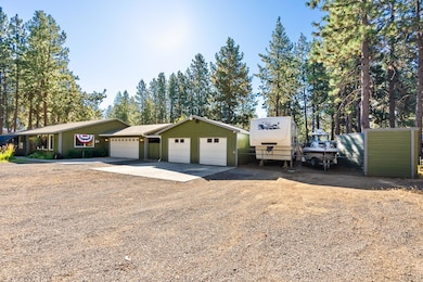 19275 Cherokee Rd, Bend, OR 97702 - photo 4