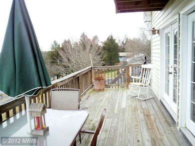 412 Lakeview Cir, Louisa, VA 23093 - photo 2