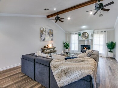 577 S Hitt St, Boyd, TX 76023 - photo 4