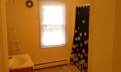 17 Pierce St, Dover, NH 03820 - photo 5