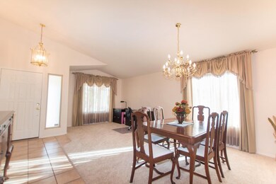 03 Dining Room