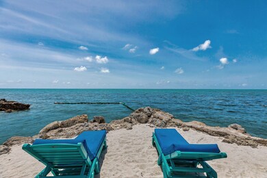 Oceanfront Lounges