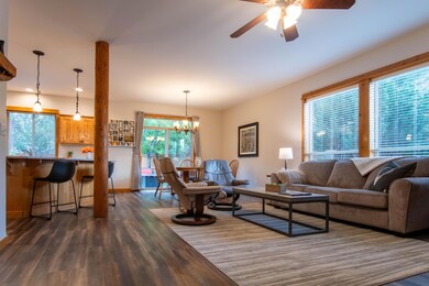 60814 Sawtooth Mountain Ln, Bend, OR 97702 - photo 5