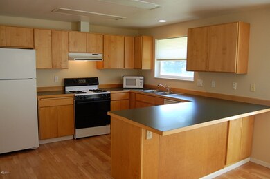 3310 SE 34th Ct, Lincoln City, OR 97367 - photo 5