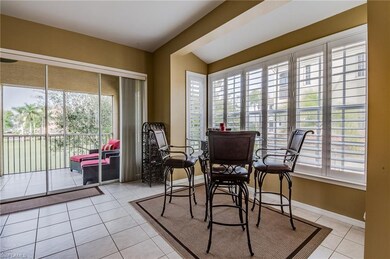 Dining Area & Lanai Access