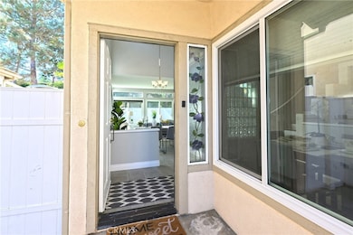 927 S Lone Pine Ln, Anaheim, CA 92808 - photo 7