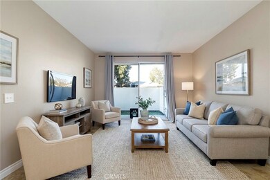 27614 Susan Beth Way unit F, Santa Clarita, CA 91350 - photo 2