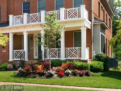 2159 Royal Lodge Dr, Falls Church, VA 22043 - photo 2