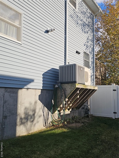 26 Mitchell Ave, Babylon, NY 11702 - photo 5