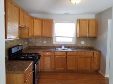 17811 Springfield Ave unit 5, Country Club Hills, IL 60478 - photo 2