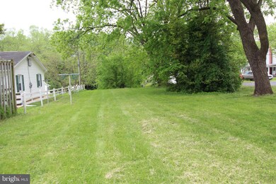 303 N Main St, Edinburg, VA 22824 - photo 3