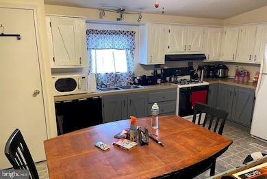 1024 Warm Spring Rd unit 64, Chambersburg, PA 17202 - photo 4