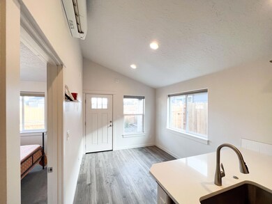 3246 NW 9th St, Redmond, OR 97756 - photo 6