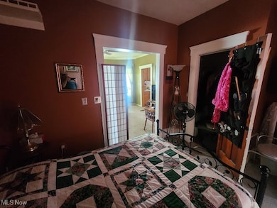 3131 W 88th St, Cleveland, OH 44102 - photo 6