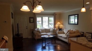 211 Greenview Ave, Reisterstown, MD 21136 - photo 4