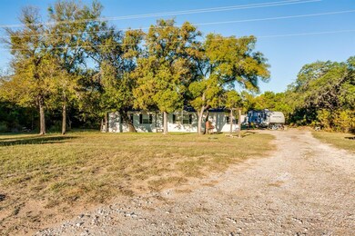 6218 Horseshoe Bend Rd, Weatherford, TX 76087 - photo 2