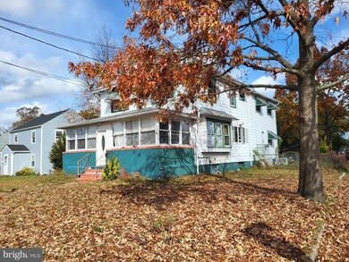 543 S Fairview St, Riverside, NJ 08075 - photo 2