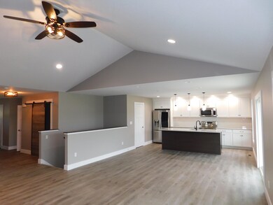 333 Miami Erie Cir, Saint Marys, OH 45885 - photo 4