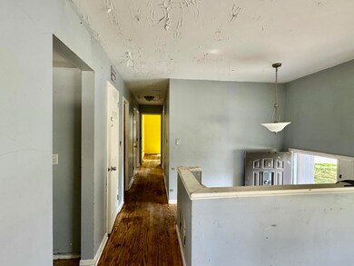 3042 Perry Ave SW, Wyoming, MI 49519 - photo 6