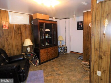 553 Jamestown Ct, Edgewood, MD 21040 - photo 5