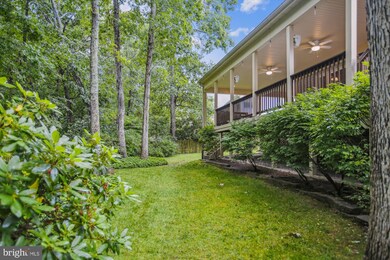 8628 Chase Glen Cir, Fairfax Station, VA 22039 - photo 5