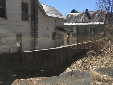19 Tyler St, North Adams, MA 01247 - photo 5