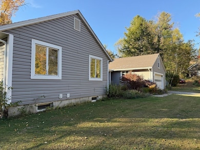 29 Union St, Plainfield, MA 01070 - photo 4