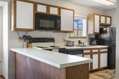 17 Woodpecker Road 2 (7)