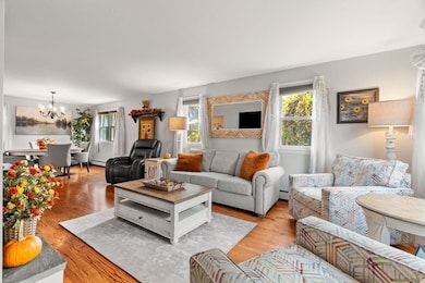 12 Dixfield Rd, Worcester, MA 01606 - photo 3